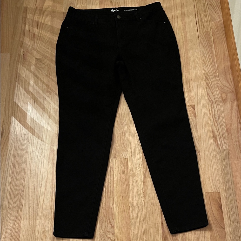 Style & Co. Women's Classic Black Skinny Jeans